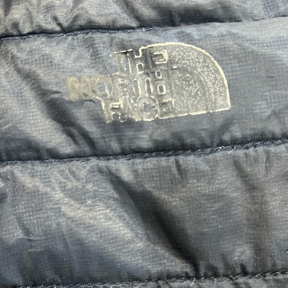 The north face navy 550 fill puffer coat - Picture 2 of 8